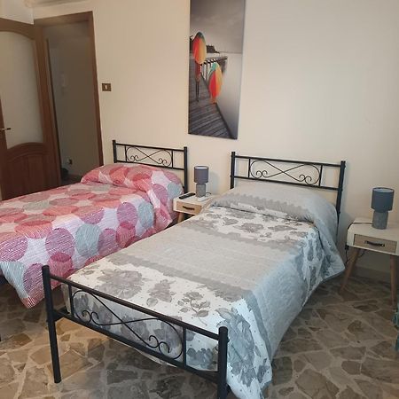 קטאניה New Dawn Apartment, Appartamento Turistico, Casa Per Vacanza, Tre Camere Indipendenti מראה חיצוני תמונה