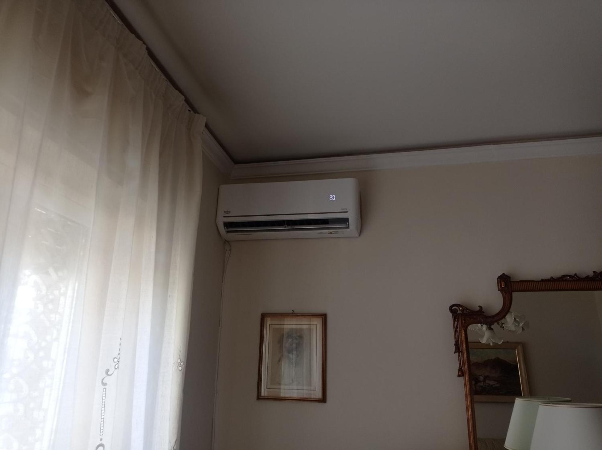 קטאניה New Dawn Apartment, Appartamento Turistico, Casa Per Vacanza, Tre Camere Indipendenti מראה חיצוני תמונה